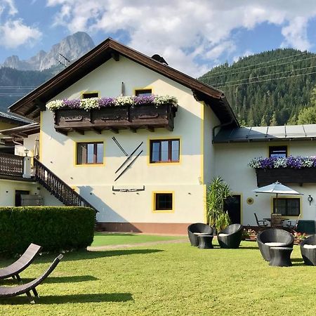 Haus Thomas Apartment Верфенвенг Екстериор снимка